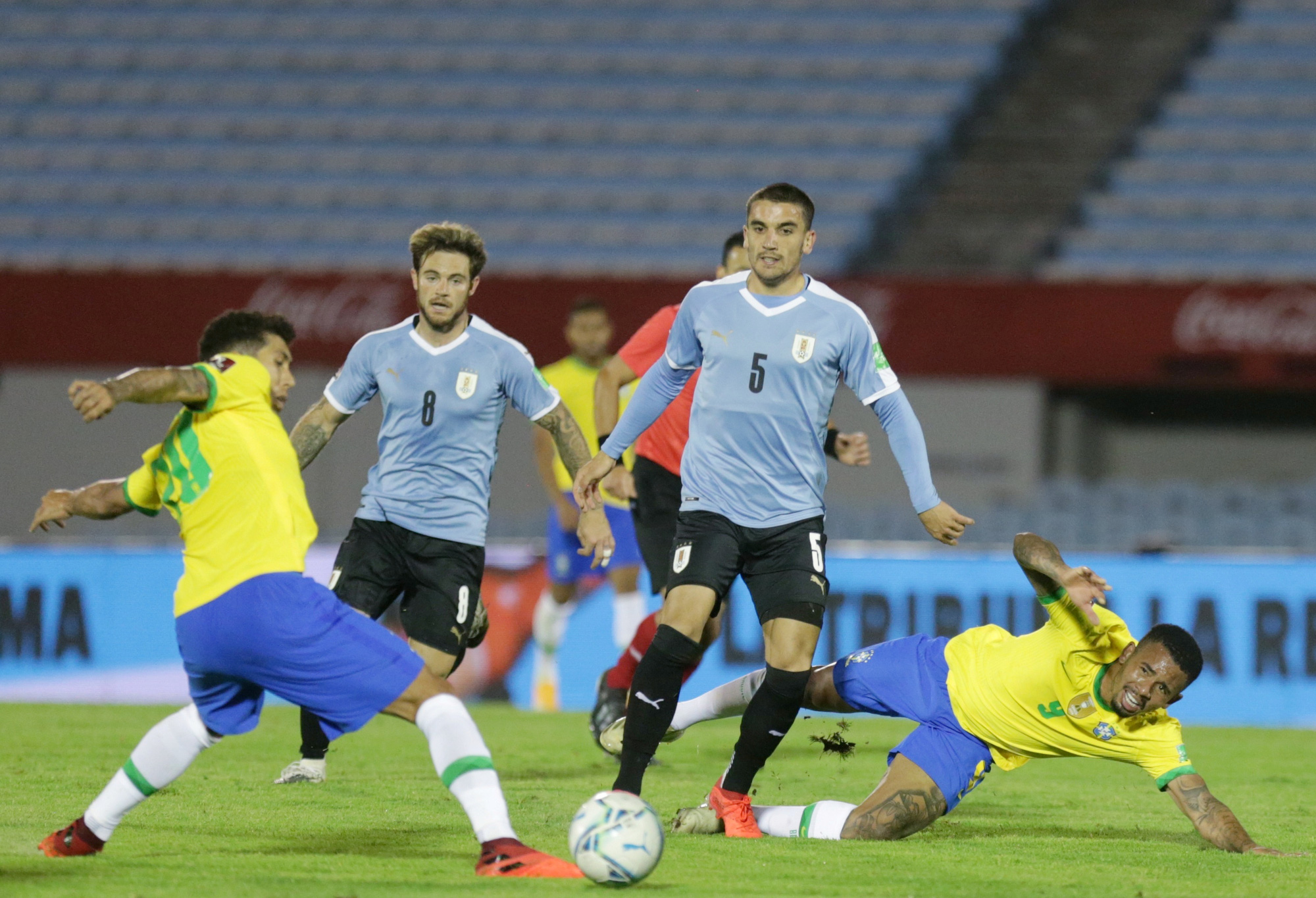 soi-keo-brazil-vs-uruguay-vao-7h30-ngay-15-10-2021-1